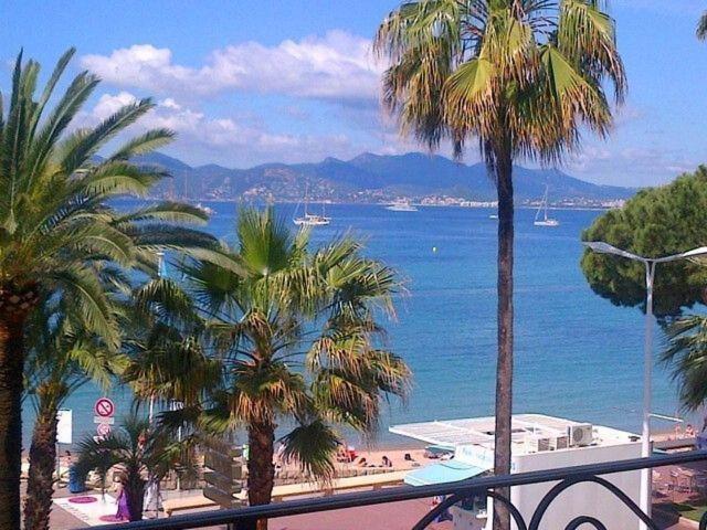 Apartment On The Croisette With Sea View Cannes Bilik gambar